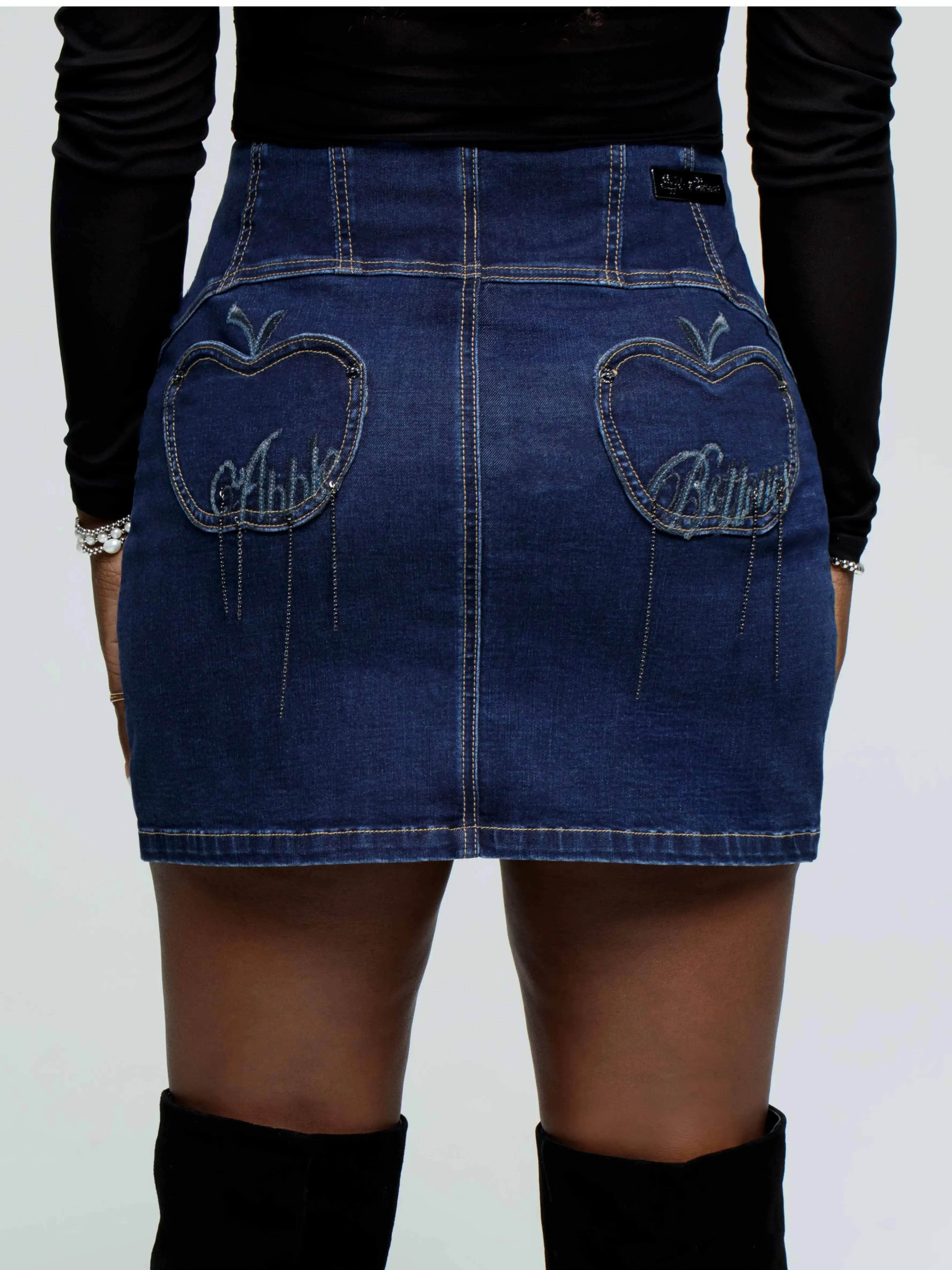 Cropped Chain Link Jacket & Signature Mini Skirt - Image 4