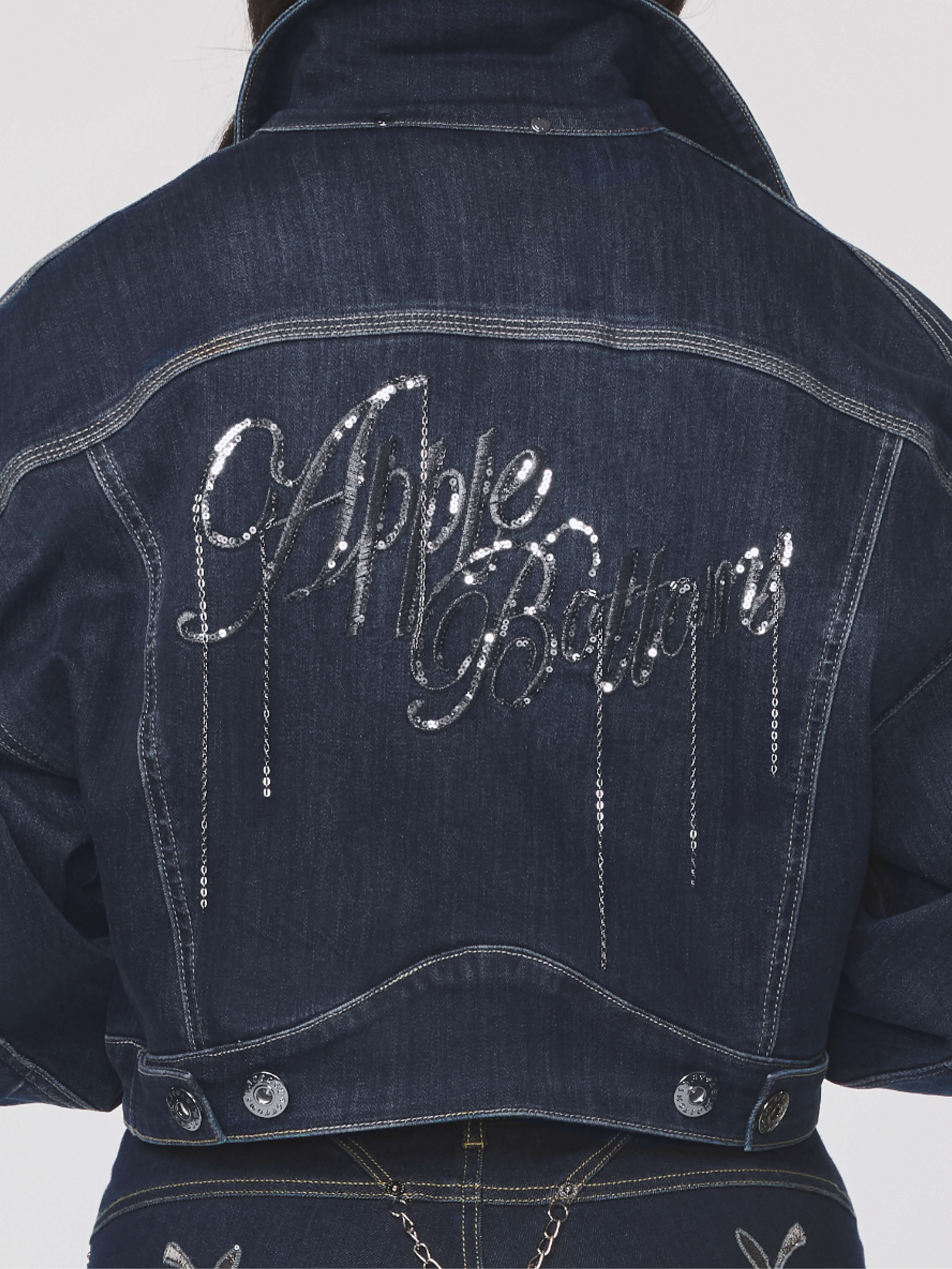Cropped Chain Link Jacket & Signature Mini Skirt - Image 5